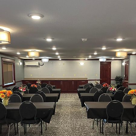Fireside Inn And Suites Devils Lake Luaran gambar