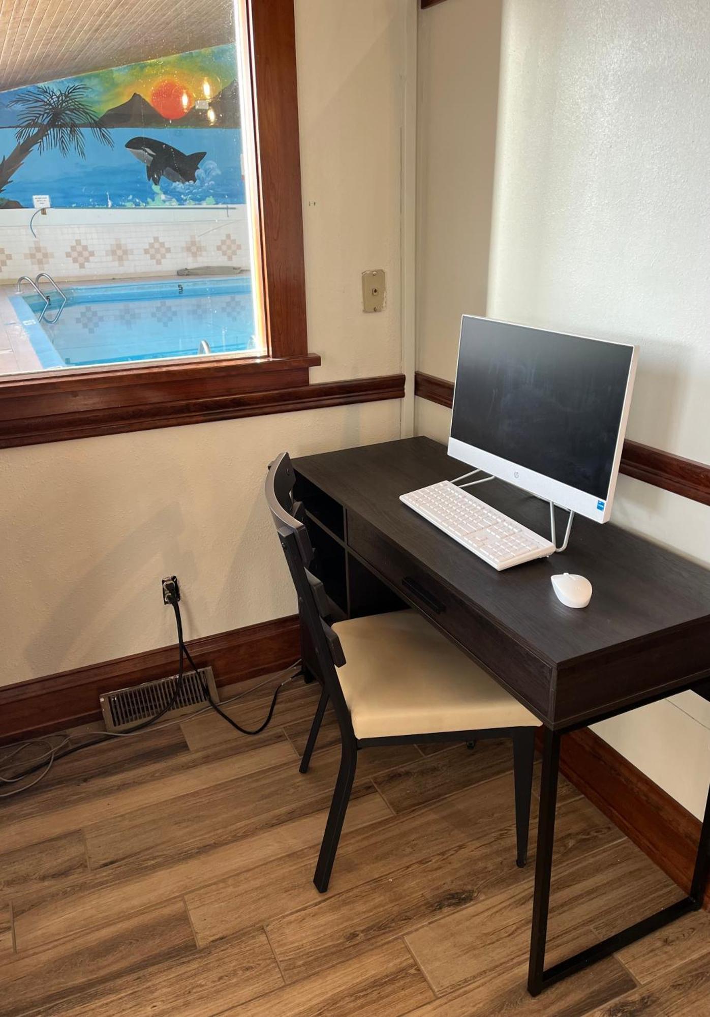 Fireside Inn And Suites Devils Lake Luaran gambar