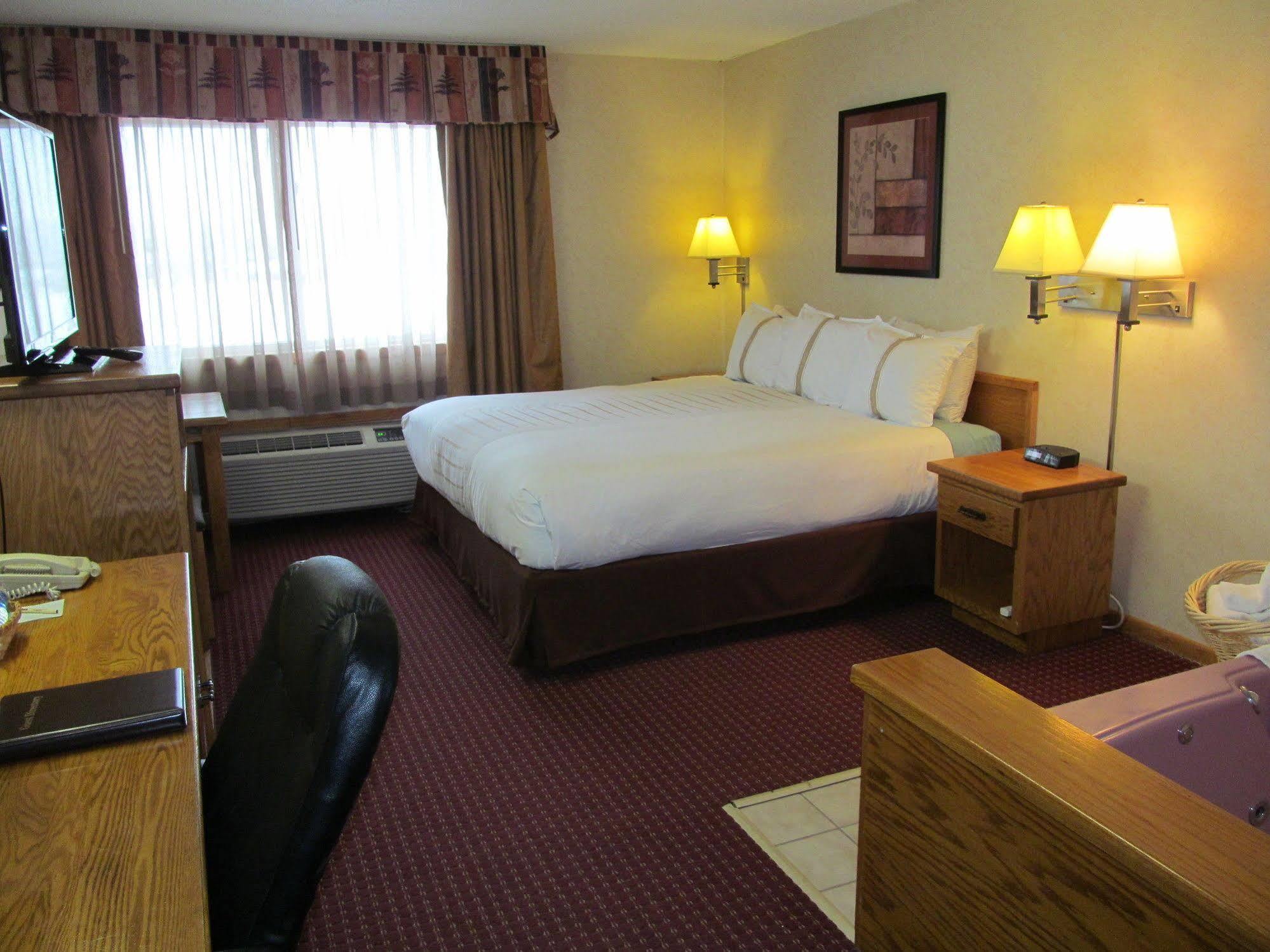 Fireside Inn And Suites Devils Lake Luaran gambar