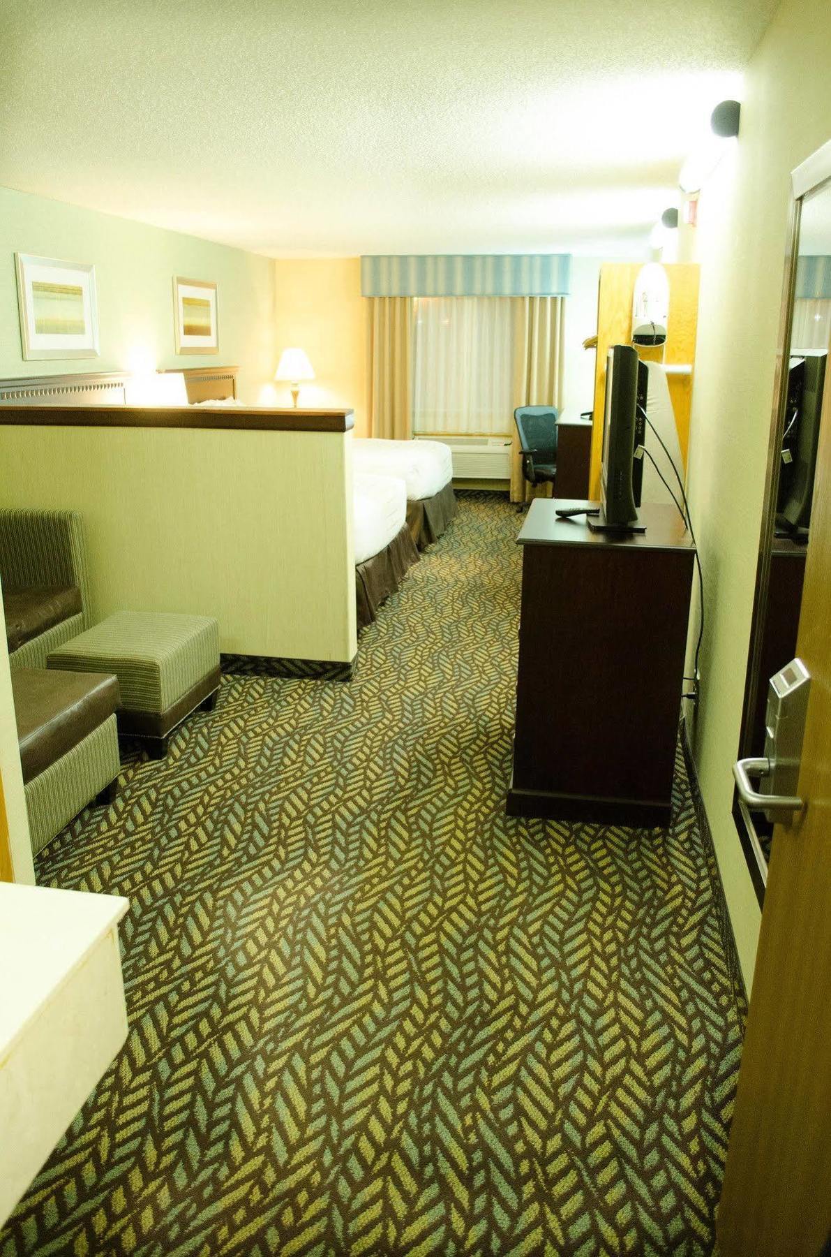 Fireside Inn And Suites Devils Lake Luaran gambar
