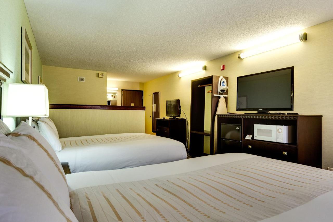 Fireside Inn And Suites Devils Lake Luaran gambar