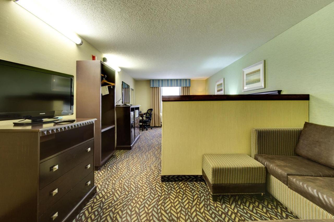 Fireside Inn And Suites Devils Lake Luaran gambar