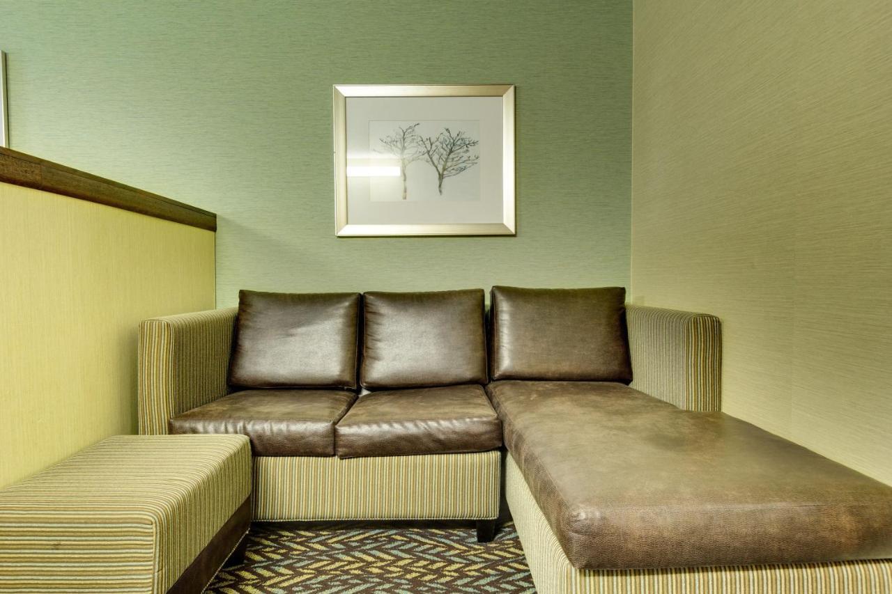 Fireside Inn And Suites Devils Lake Luaran gambar
