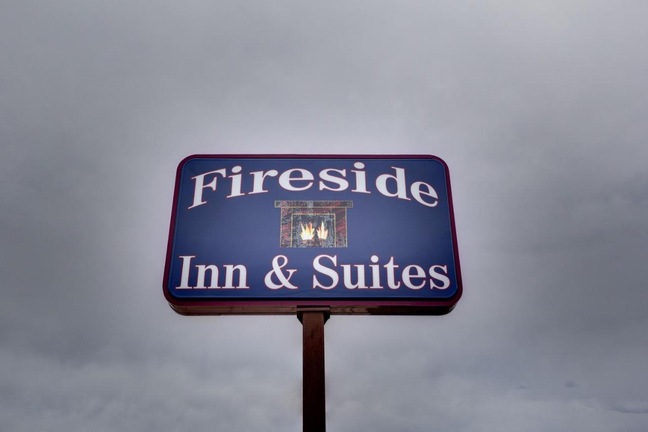 Fireside Inn And Suites Devils Lake Luaran gambar